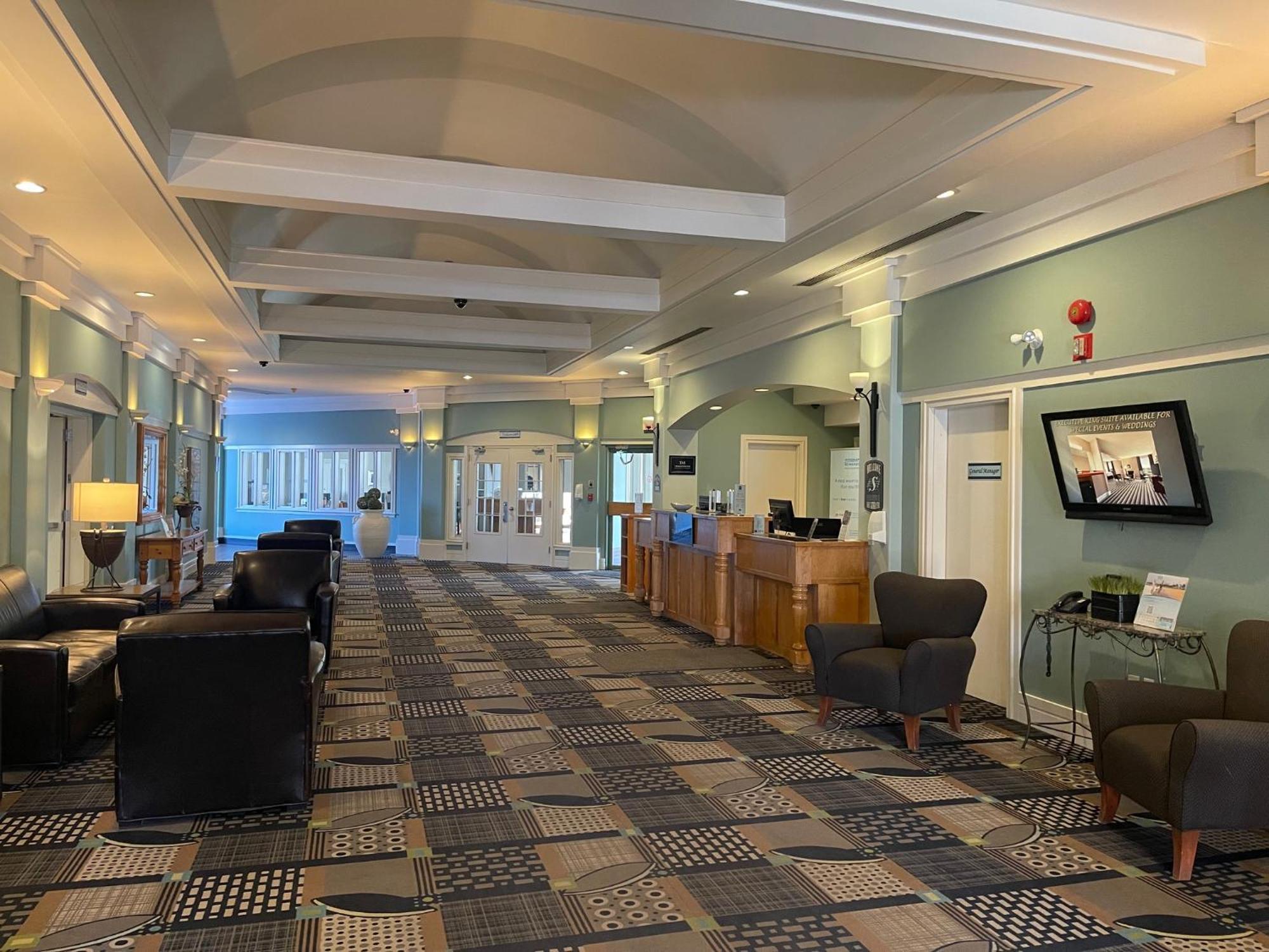 Royal Hotel Regina, Trademark Collection By Wyndham Exterior photo